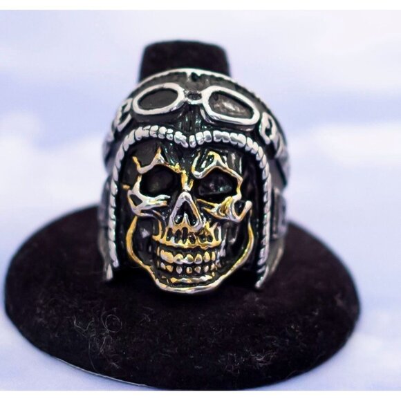 Vintage Gothic Avaiator Skull Ring - S13 - Picture 1 of 3